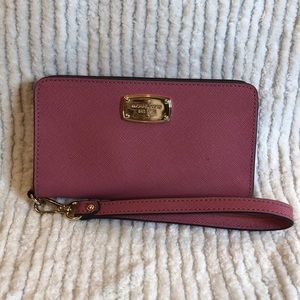 Michael Kors iPhone Wallet/Wristlet